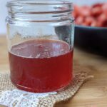 Sirop de queues de fraises